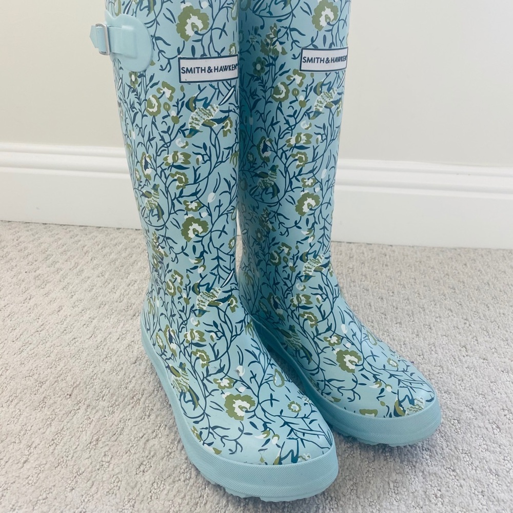Smith & Hawken floral rain boots